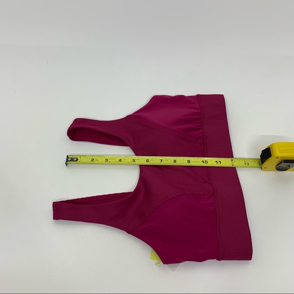 All In Motion Cranberry Sports Bra Medium Support Ribbed Moisture Wicking Nwt - Picture 12 of 13